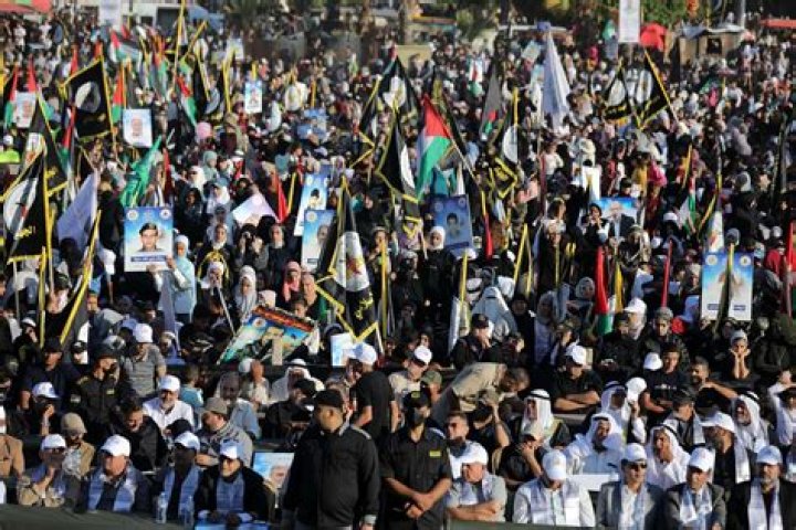 Celebs Jihad: Unveiling the Impact of Celebrity Influence on Social Movements