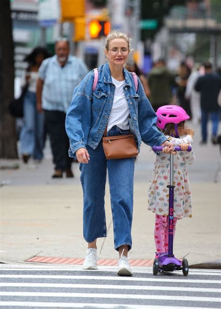 Did Cameron Diaz Carry Her Children? Unveiling the Truth
