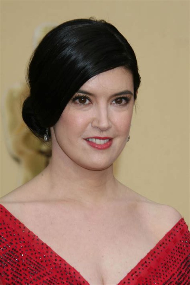 Phoebe Cates: The Timeless Icon of Hollywood's Golden Era