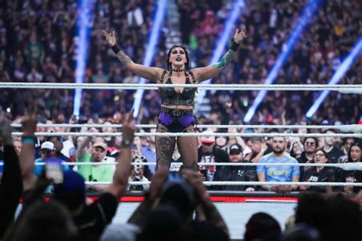 Rhea Ripley Height in Feet: Everything You Need to Know About the WWE Superstar